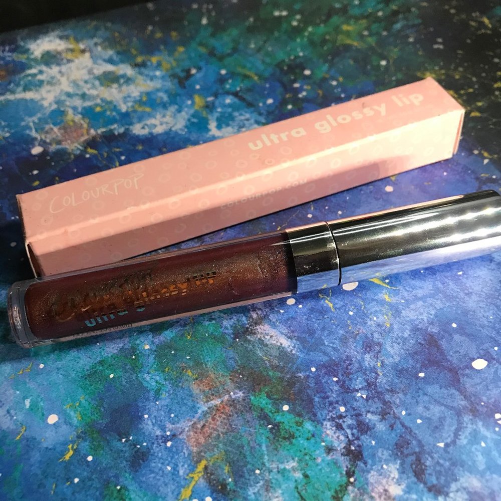 colourpop glossy lip in fingers crossed